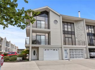 127 Highway 22 E APT S1, Madisonville, LA 70447