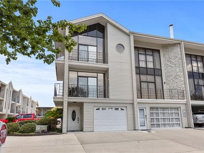 127 Highway 22 E APT S1, Madisonville, LA, 70447
