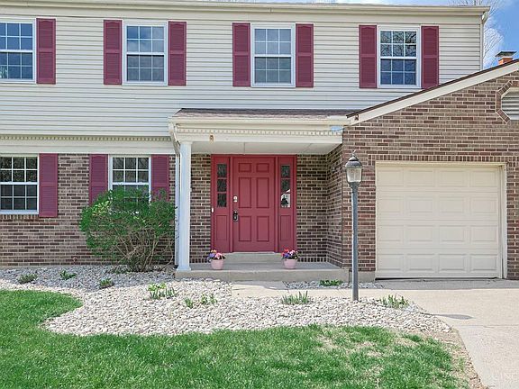 2nd image of 9811 Beau Ln