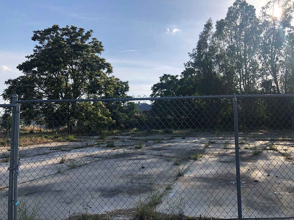 2nd image of 4630 Stockton Blvd