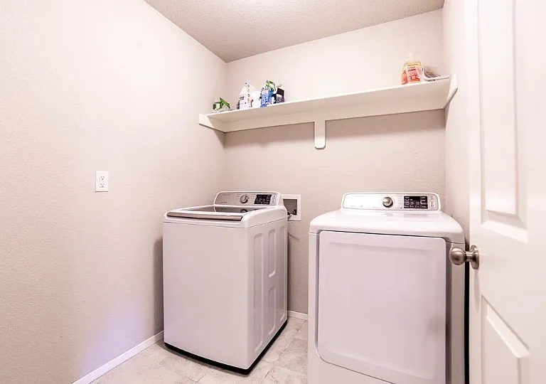 6309 SW Chestnut Hill Rd — Photo 11
