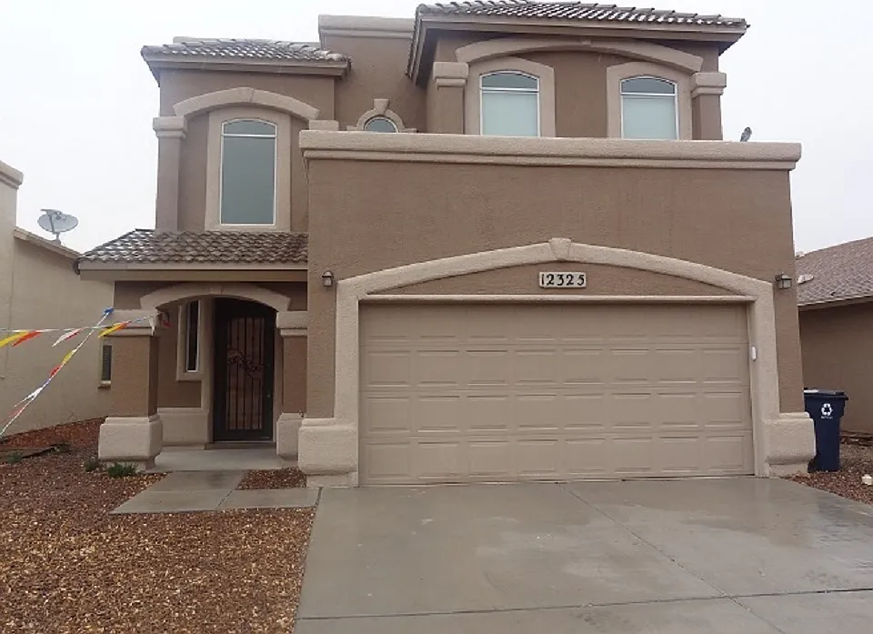 12325 Sombra Grande Dr