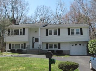 21 Birchwood Rd, Holliston, MA 01746
