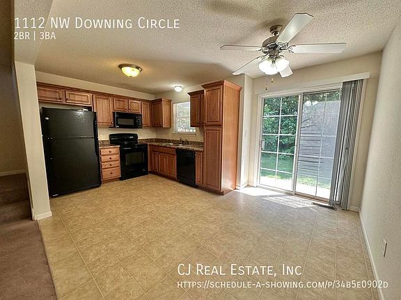 4th image of 1112 NW Downing Cir