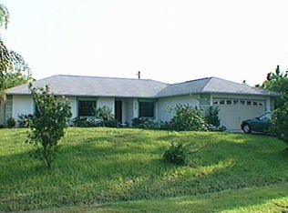 449 Memorial Ave, Sebastian, FL 32958