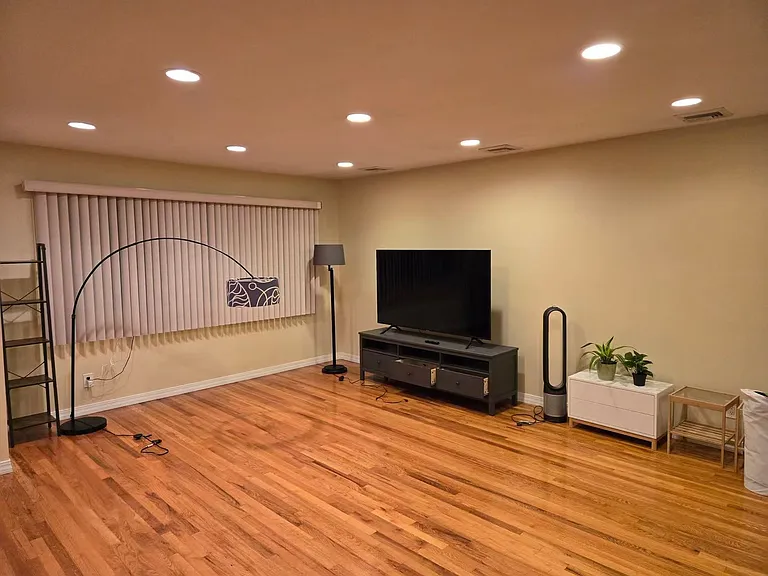 18 Barbara Dr — Photo 11