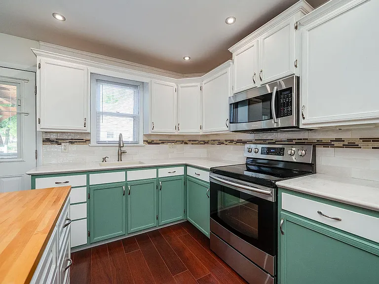 4 S Buttonwood St — Photo 8