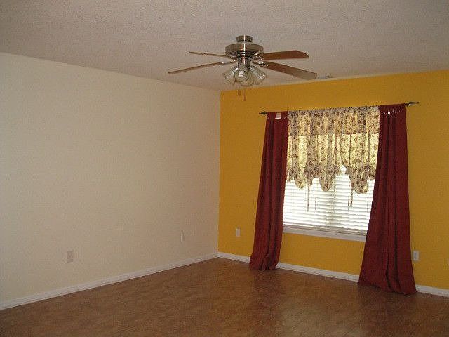 2nd image of 1215 Highway 178