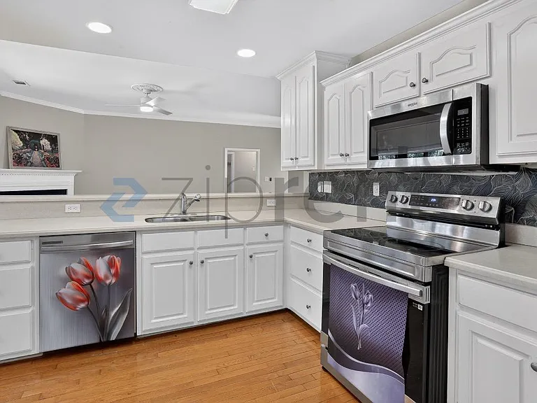 861 McCart Rd — Photo 17