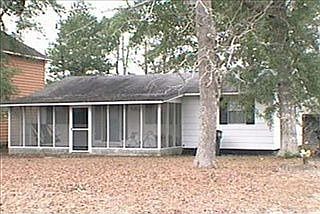 1st image of 105 NE 9th St