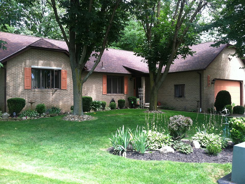 1st image of 108 Cedar Ct