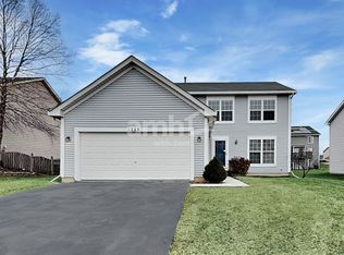 1328 Emington Ln, Minooka, IL 60447