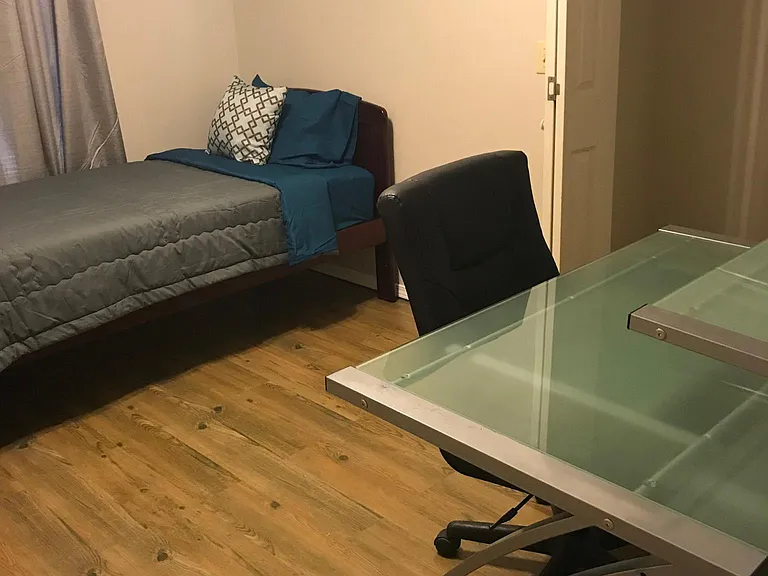 Office with twin bed