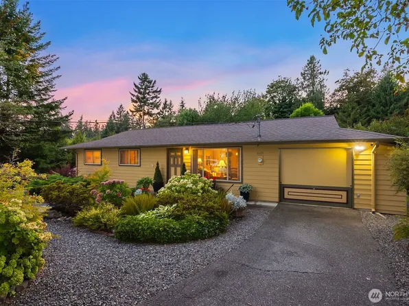 10125 Ogle Road NE, Poulsbo, WA 98370