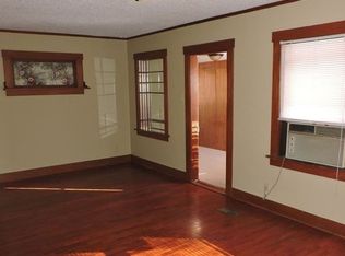 3720 SW 9th St, Topeka, KS 66606