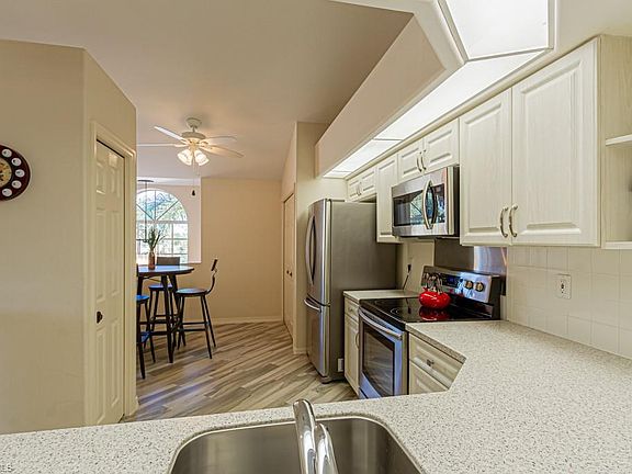 5th image of 13601 Worthington Way APT 1207