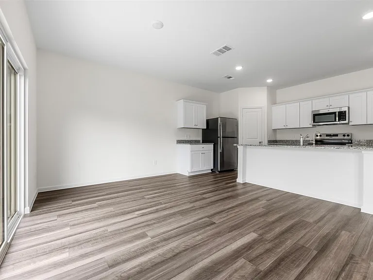 15347 Abella Dr — Photo 17