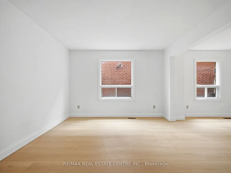 4676 Owl Cir — Photo 10