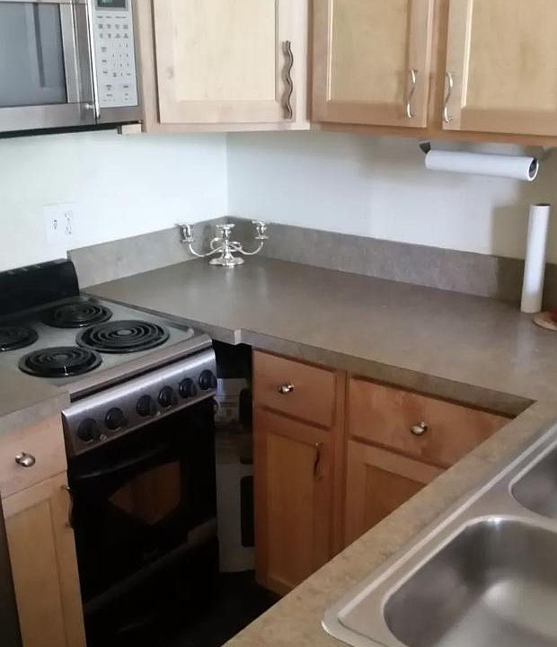 1st image of 2800 N Pine Grove Ave Unit 2C