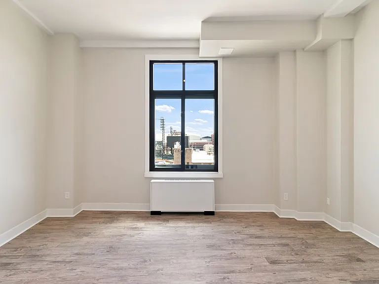 Fyfe Apartments — Photo 9