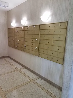 Sold by Douglas Elliman | media 32