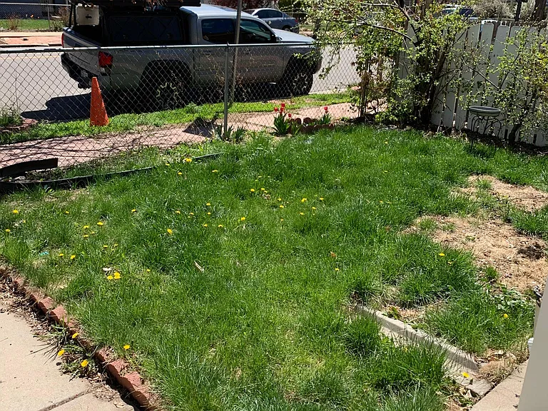 627 N Elati St — Photo 27