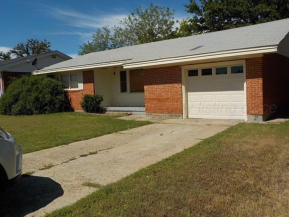 3rd image of 1721 N Beech Ln