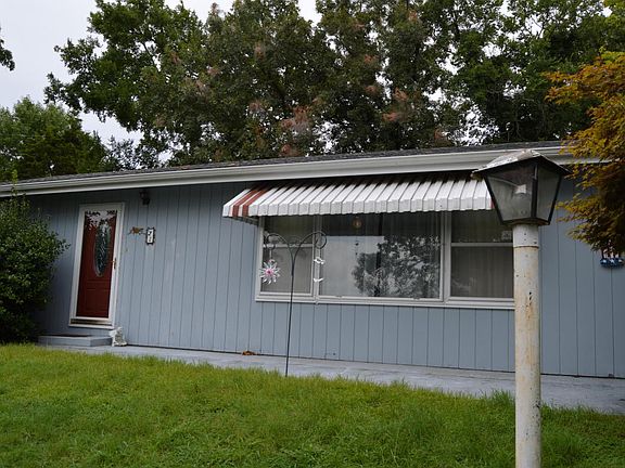 2nd image of 2 Juniper Ln