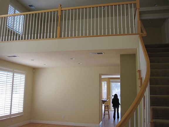 2nd image of 5911 Pala Mesa Dr