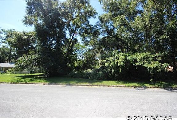2nd image of 3821 SE 19th Ave
