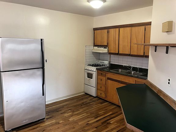 5th image of 1305 Pennsylvania Ave #4