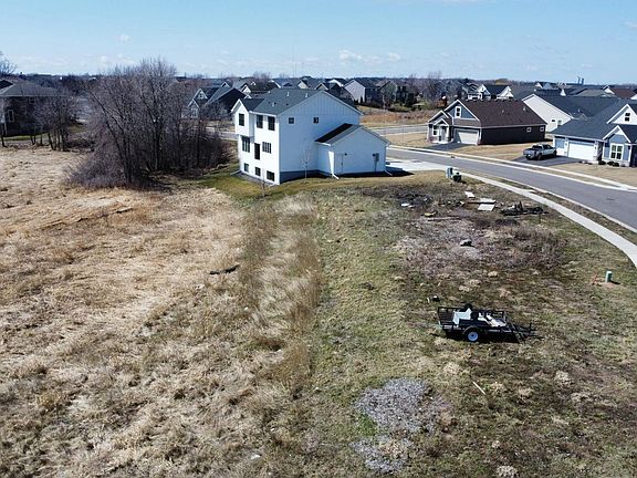 4th image of 6993 Lakewood Dr NE