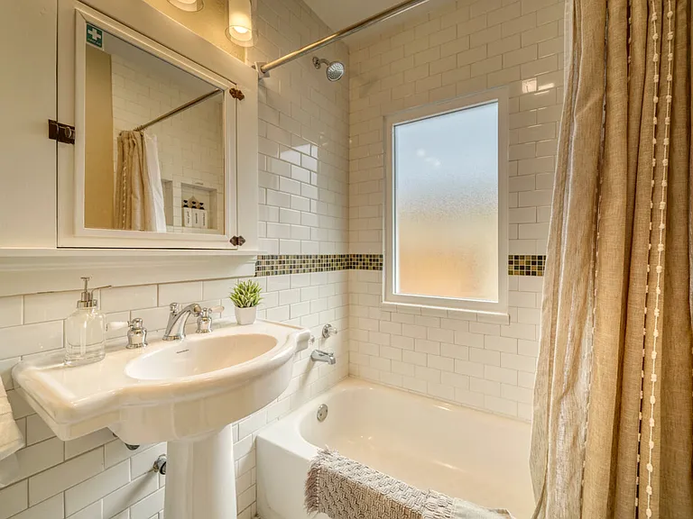 1415 E Boulder St — Photo 18