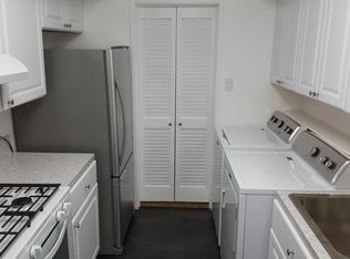 10202 Prince Pl #2-302, Upper Marlboro, MD 20774