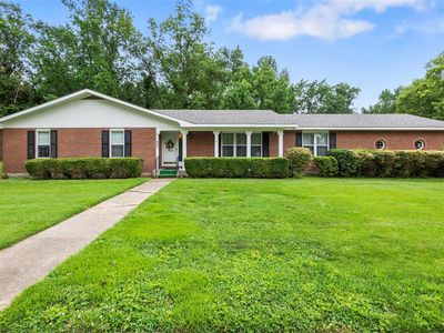 107 Baker Ln, Sikeston, MO, 63801