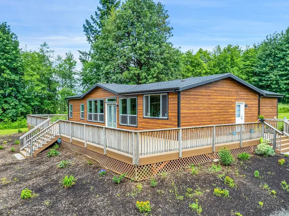68450 Whitney Rd, Rainier, OR 97048