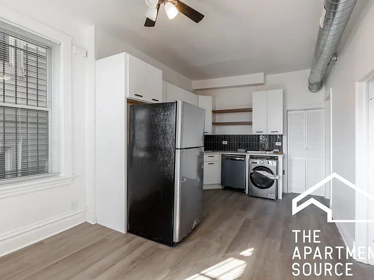 1841 N Kedzie Ave #2R — Photo 9
