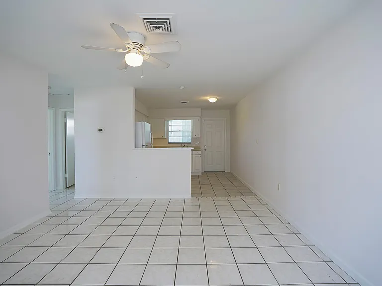1193 S Alhambra Cir — Photo 11