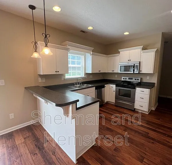 5013 Sunderlund Ct #5013 SUNDERLUND CT — Photo 3