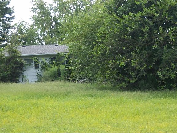 4th image of 16614 N Route 37