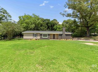 1620 Orchard Dr W, Mobile, AL 36618