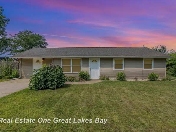 131 E 6th St, Oakley, MI 48649