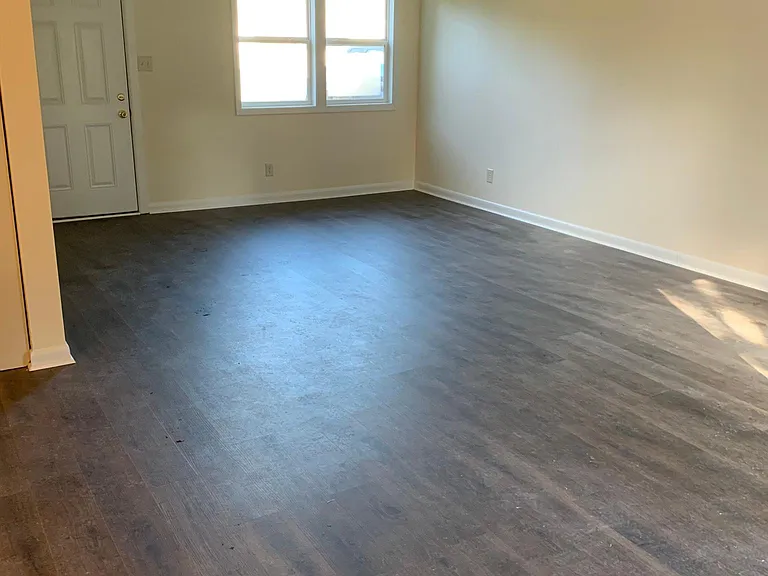 803 Kilarney Dr — Photo 5