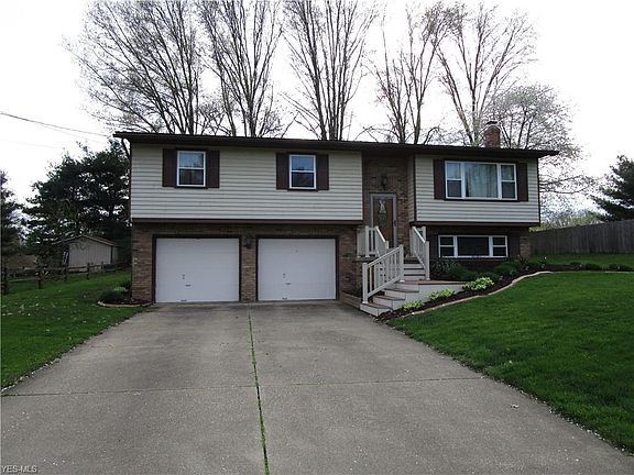 4th image of 3003 Meadowbrook Dr