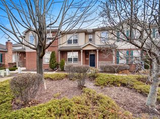 6623 Pine Lake Dr, Tinley Park, IL 60477