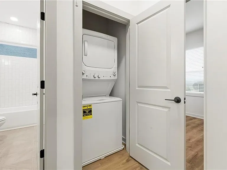 129 Hilltop Dr SW — Photo 13