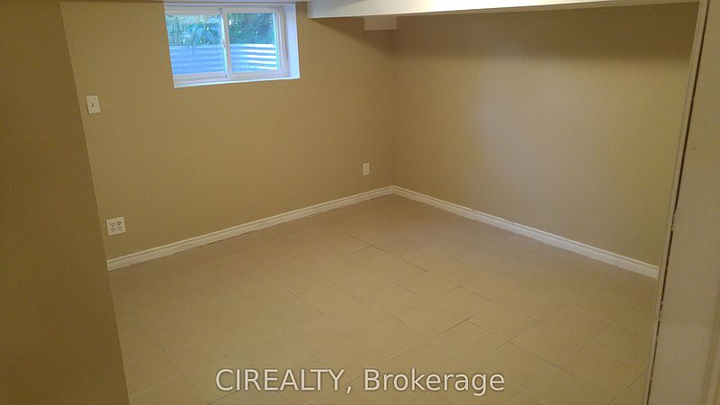 Aurora House for rent - 2 Bedrooms — photo 3