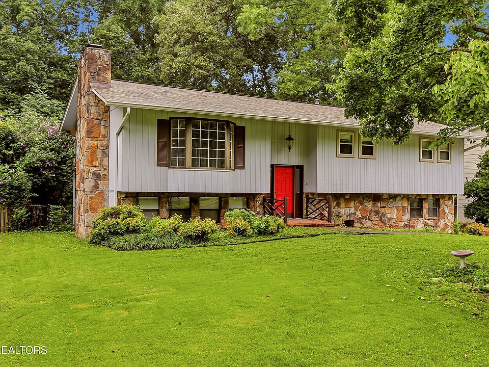 1st image of 1819 Northwood Dr