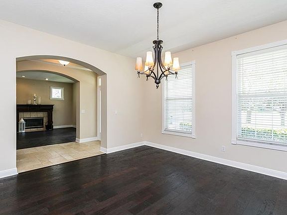 4th image of 2538 Rainbow Springs Ln