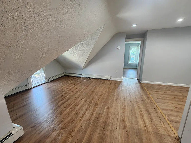 277 Green St #3 — Photo 6
